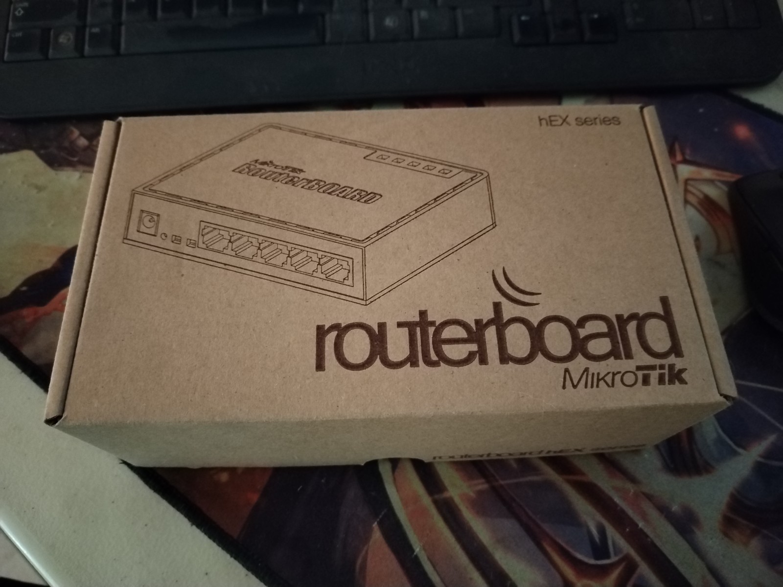 MikroTik hEX lite RB750r2 MPLS Router - White
