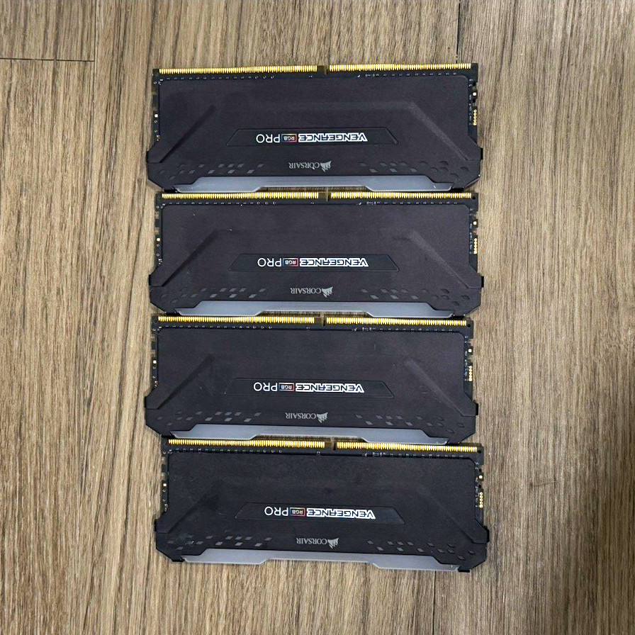 Corsair Vengeance Pro 32GB (4x8GB) DDR4 RAM