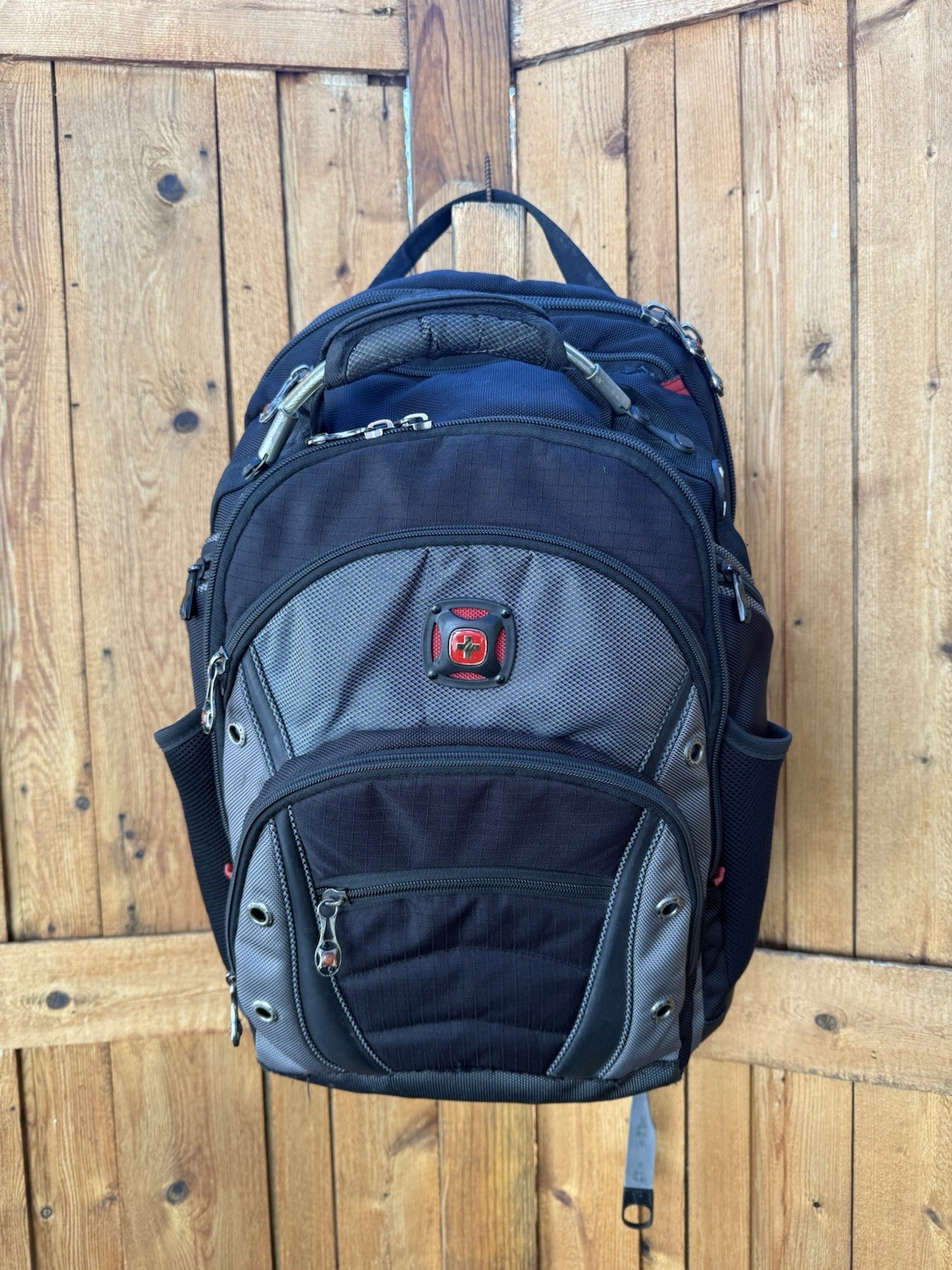 Wenger SwissGear Backpack Synergy 16 Inch Laptop Heavy Duty