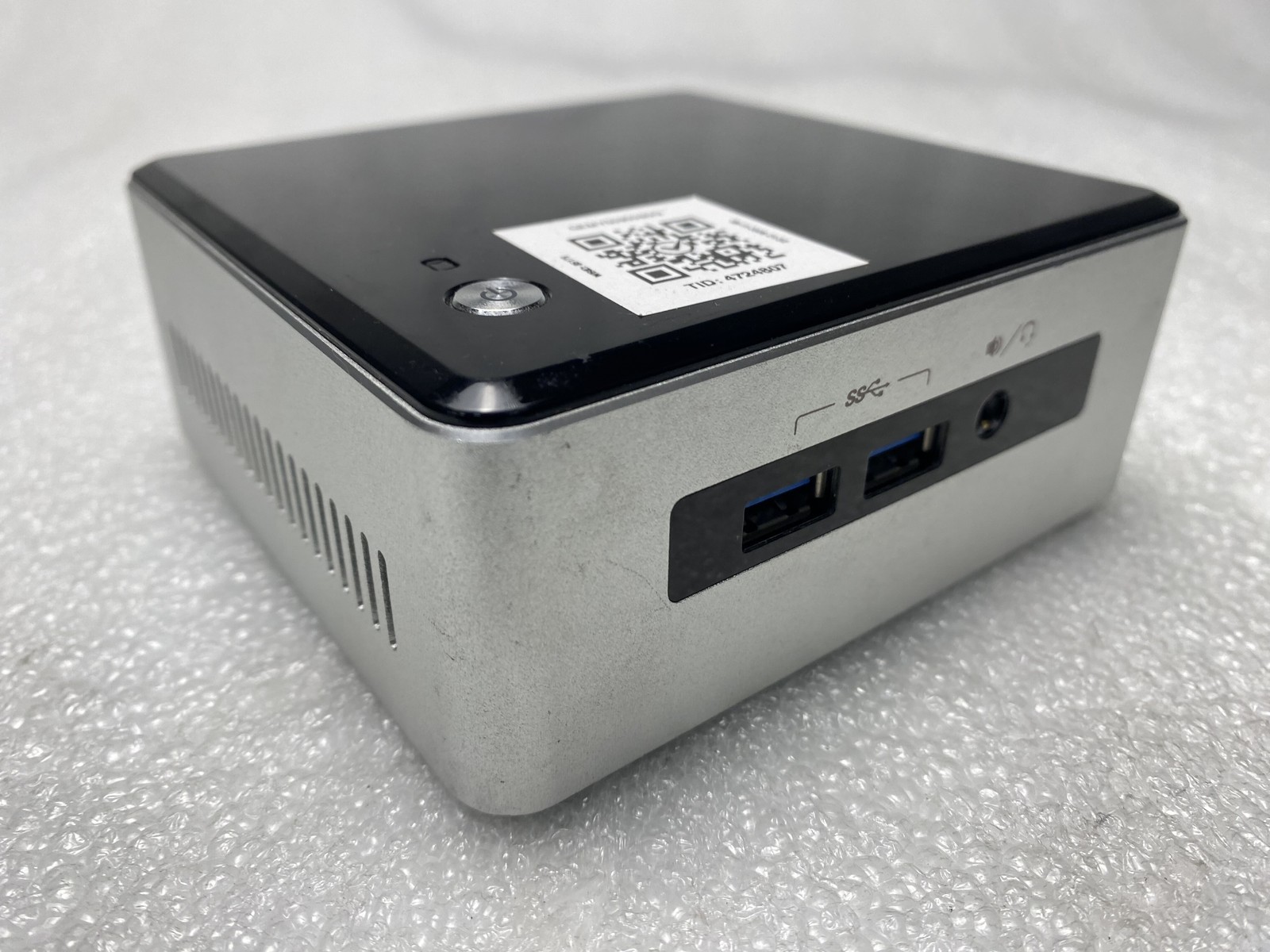 Intel NUC5i3MYBE Core i3-5010U 2.1GHz 8GB RAM 256GB SSD NO OS Good