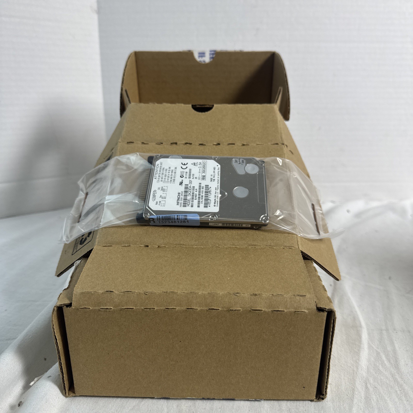 Hitachi 30 Gigabyte Laptop Hard Drive Computer  NEW IN BOX
