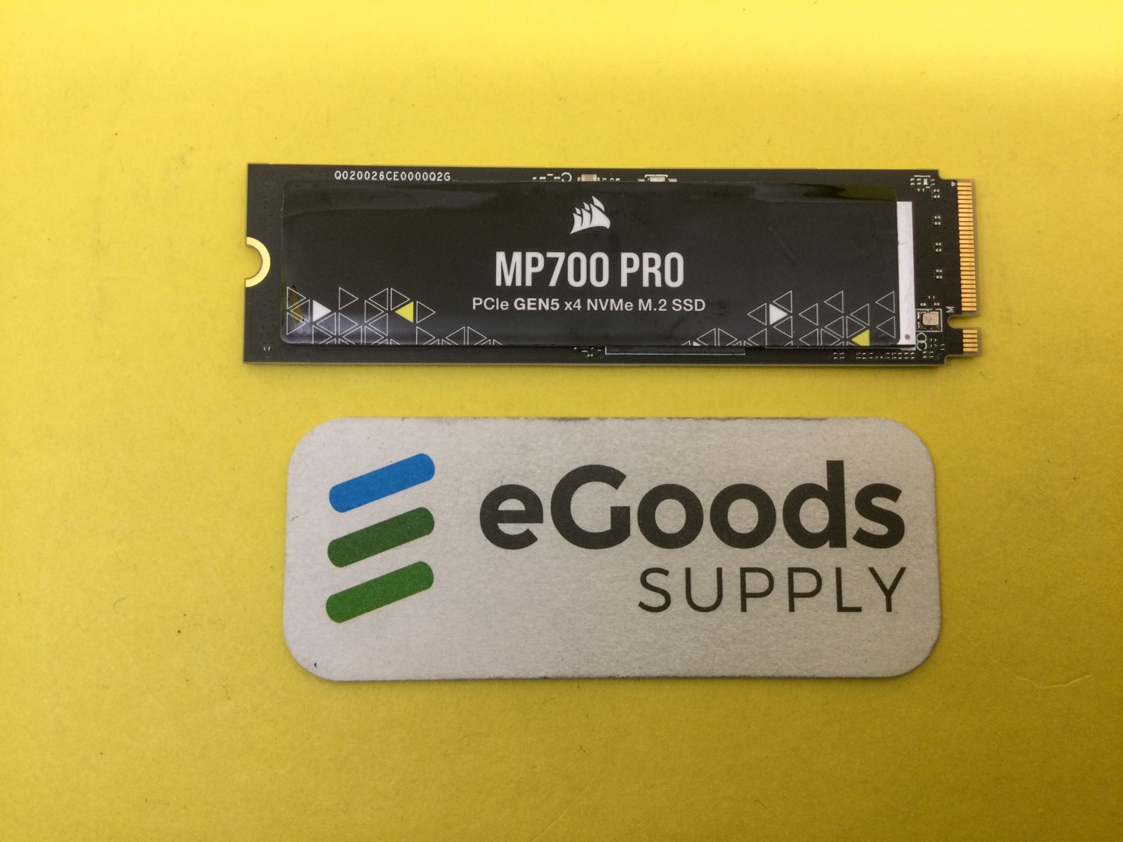Corsair MP700 PRO 1TB PCIe 5.0 x4 NVMe M.2 2280 SSD CSSD-F1000GBMP700PNH