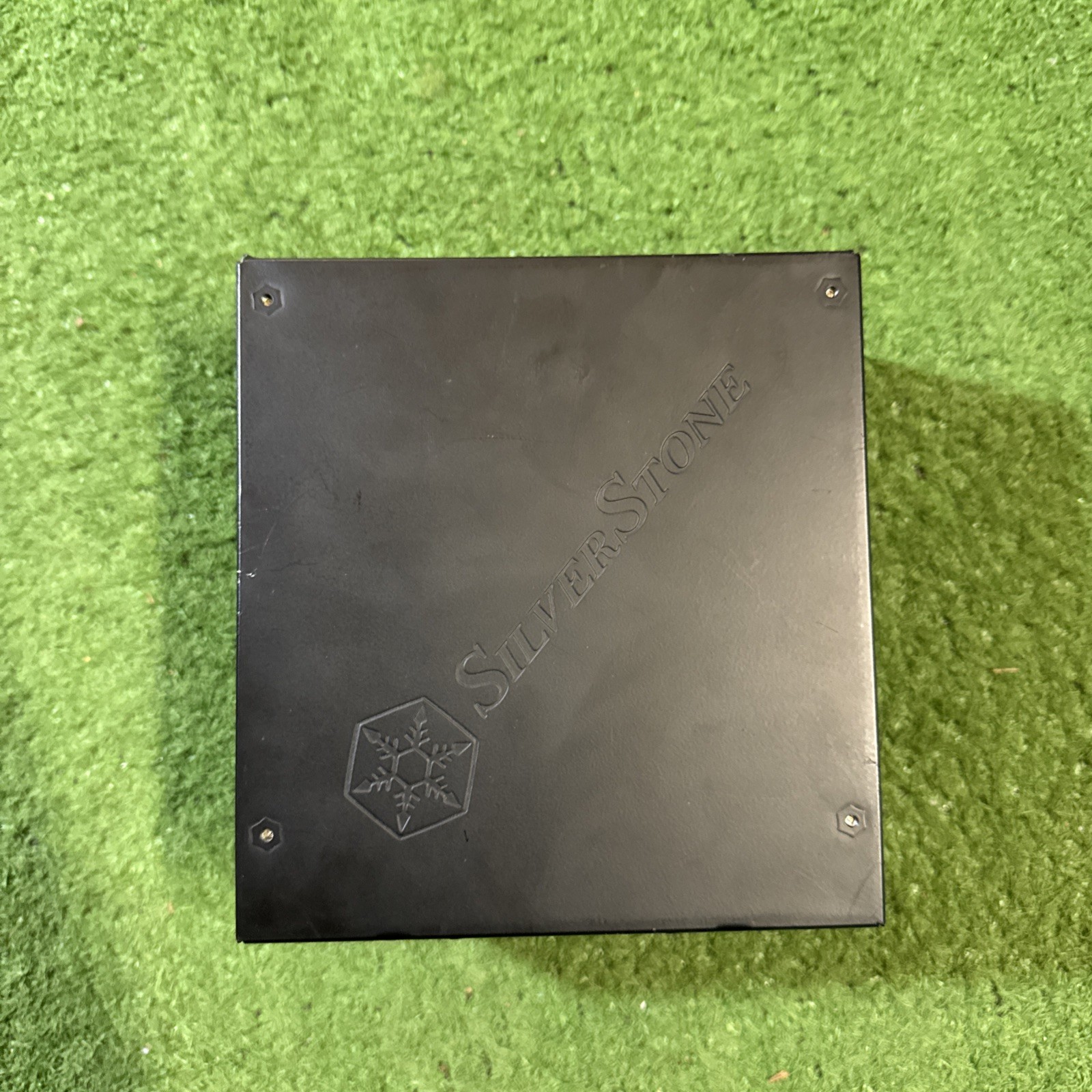 SilverStone 750W Power Supply - Working, Signs of Use, No Accessories Or Cords