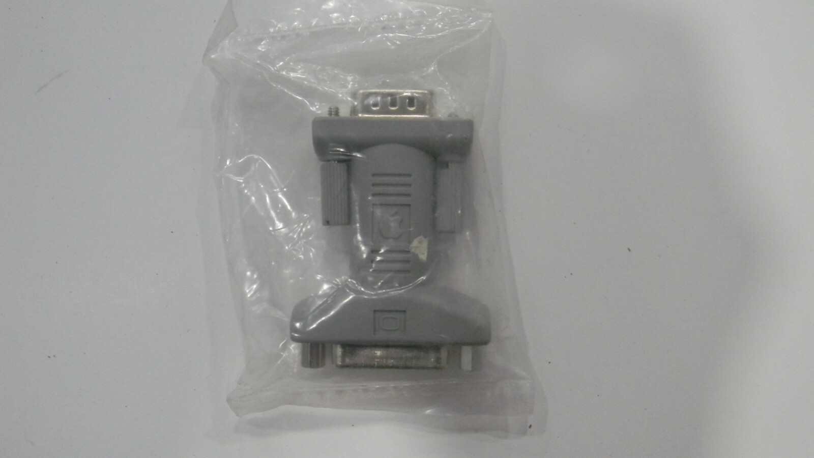 Apple DB15 to VGA Adapter (NOS)