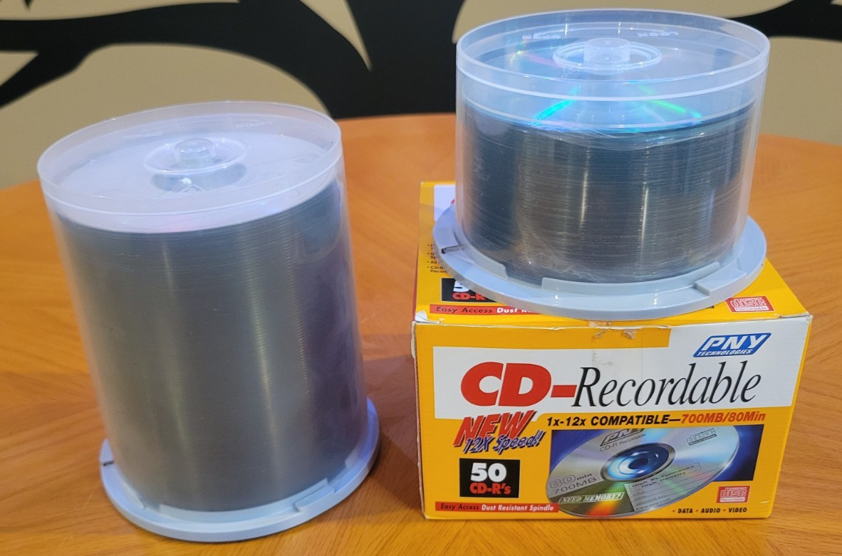 PNY CD-R 50 Pack NEW Sealed + E 3 works CD-R 100ct Spindle 80 Min 700MB 150 ish