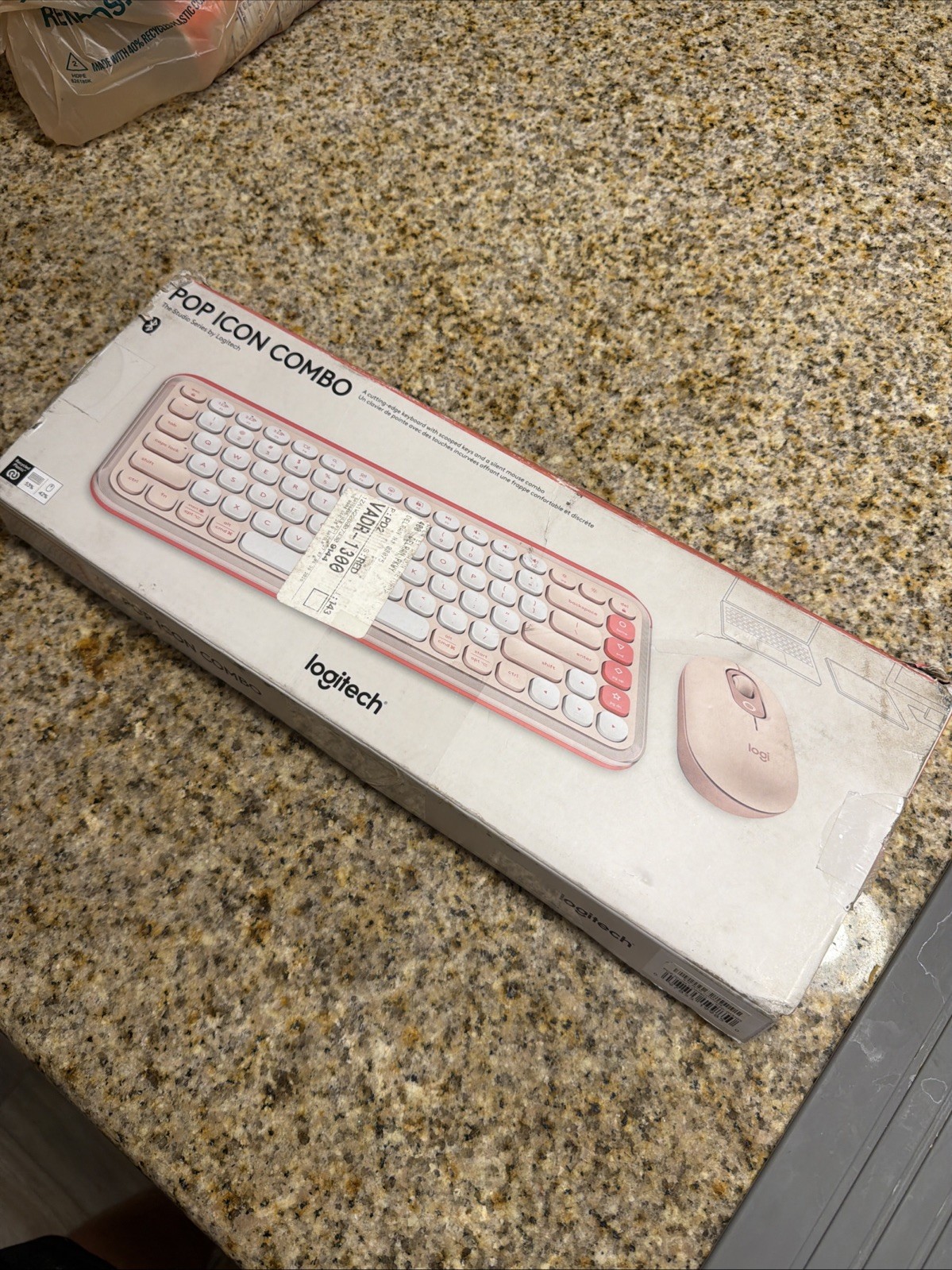 LOGITECH POP ICON COMBO WIRELESS BLUETOOTH KEYBOARD IN COLOR PINK NE (F40044159)