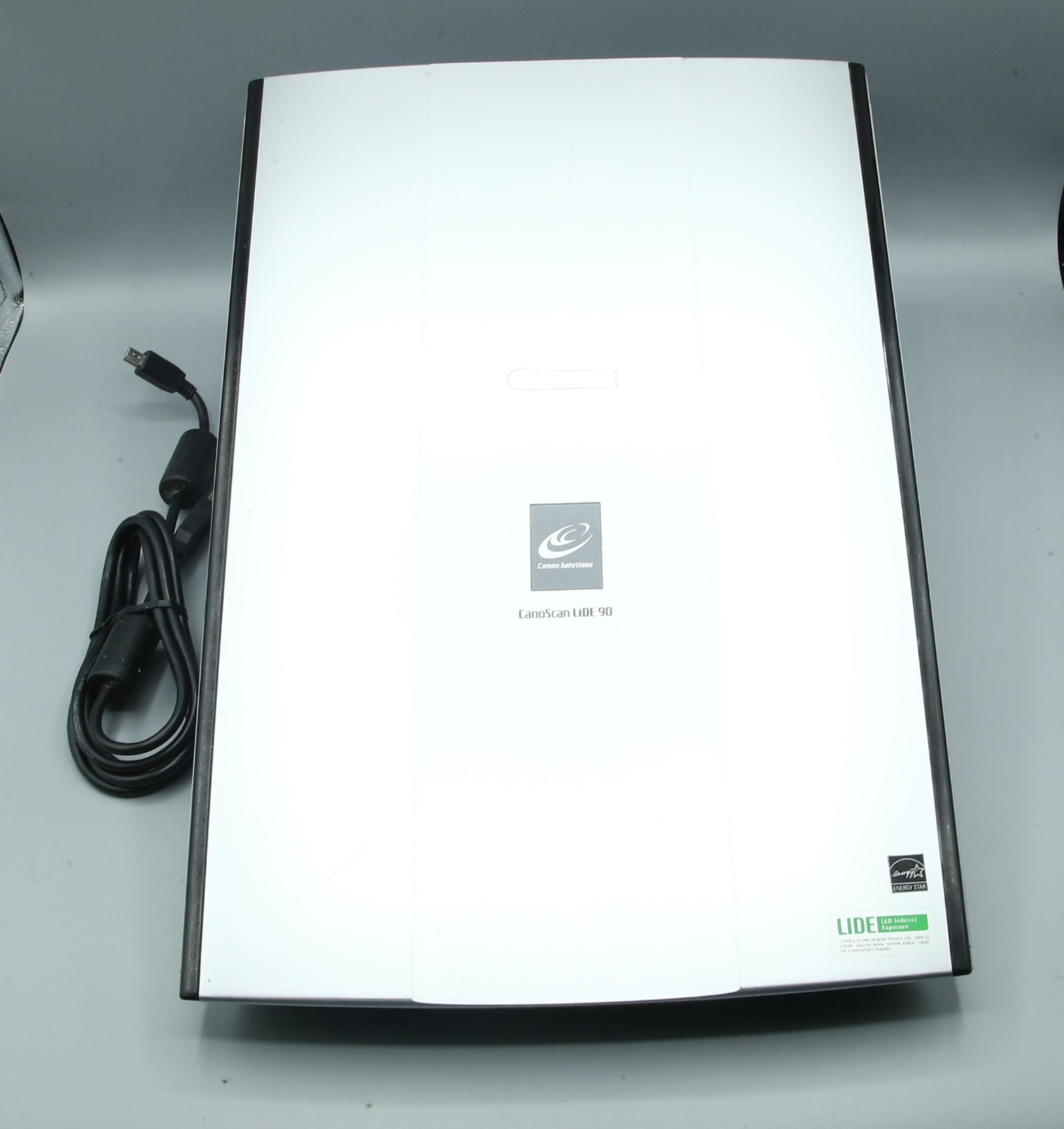 Canon CanoScan LiDE90 Flatbed Scanner