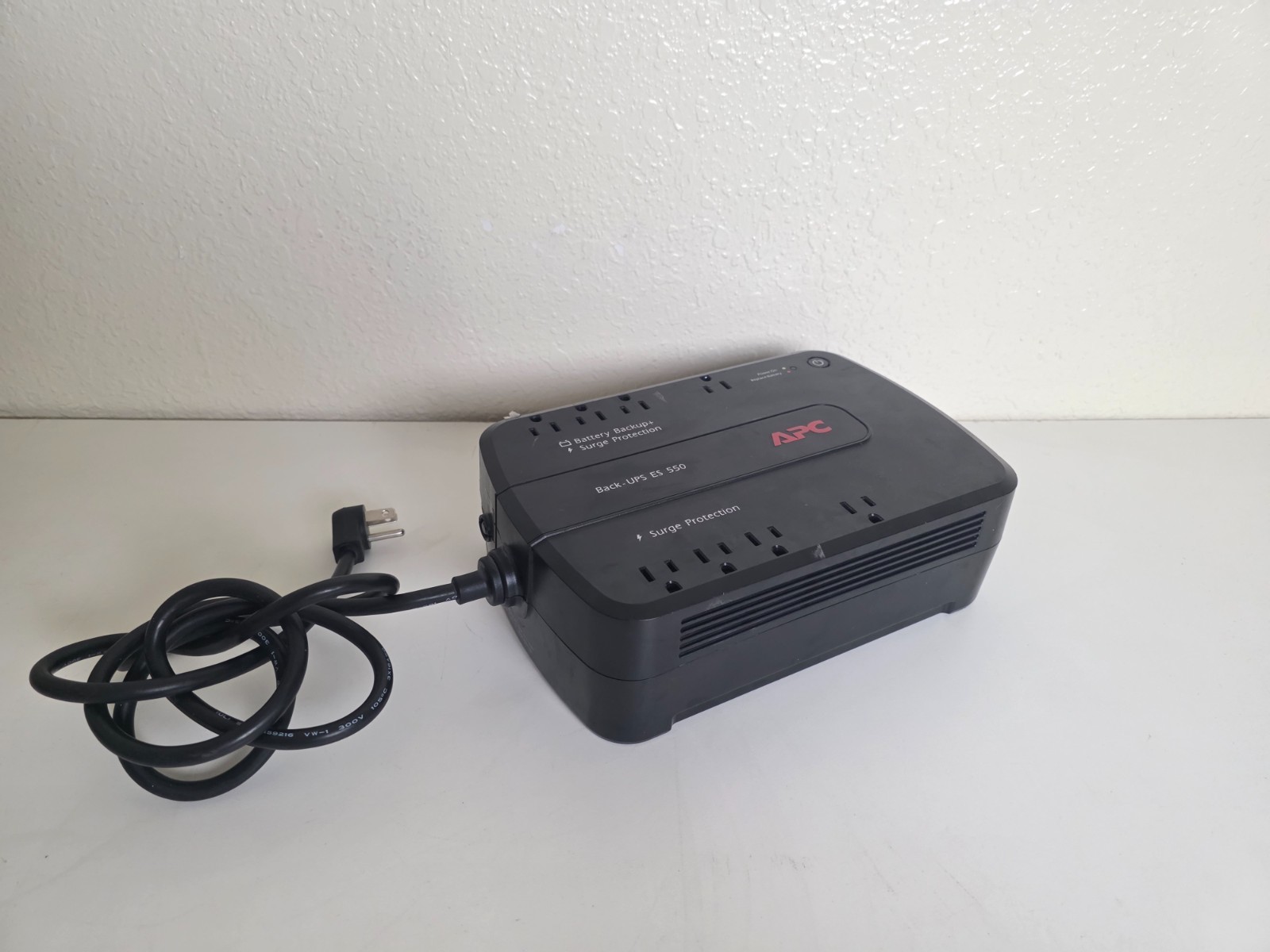 APC Back-UPS ES 550 BE550G 8-Outlet Uninterruptible Power Supply,QTY, No Battery