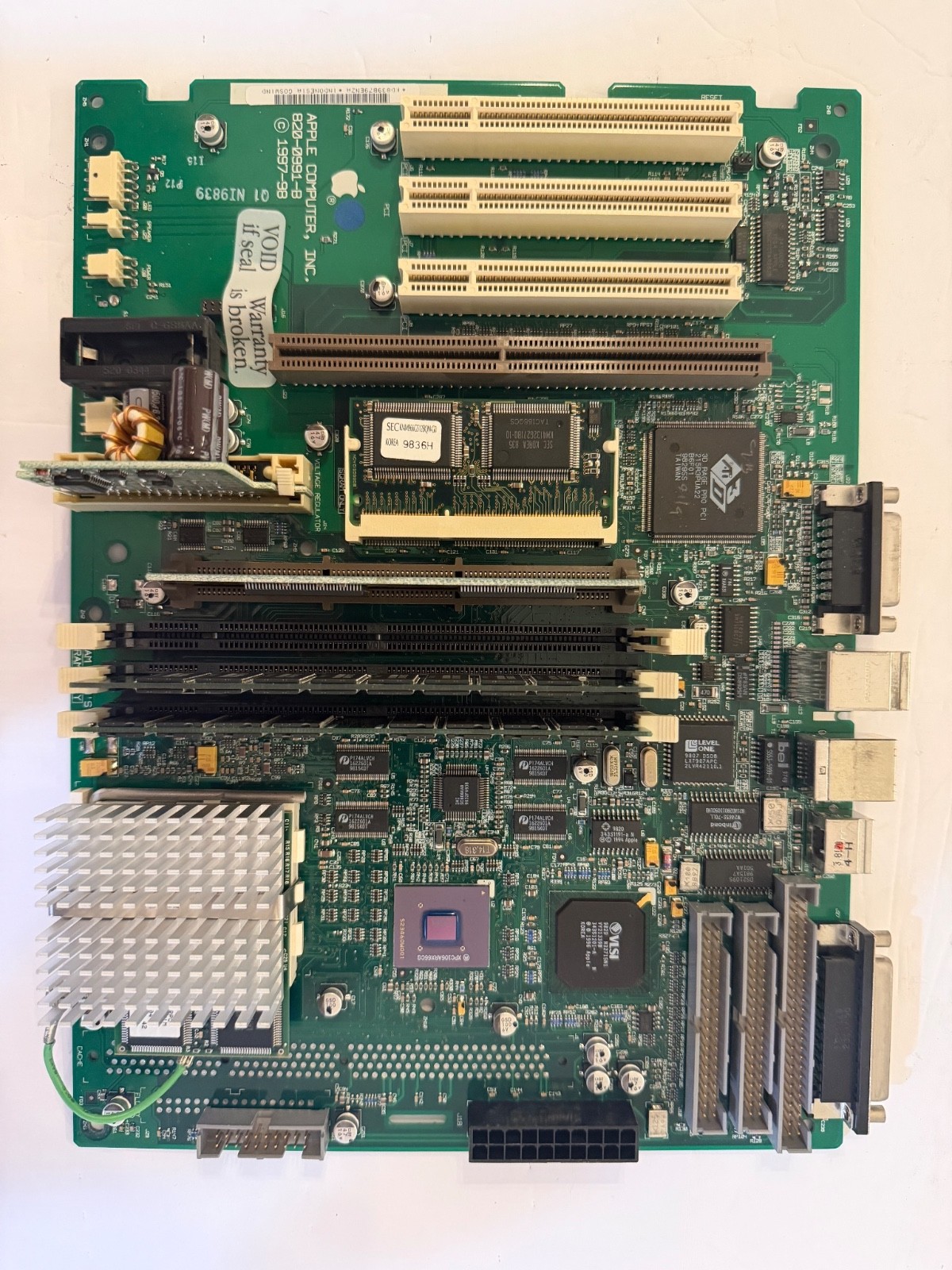 Apple Power Macintosh G3 Beige Logic Board 820-0991-B CPU RAM Gossamer Vintage
