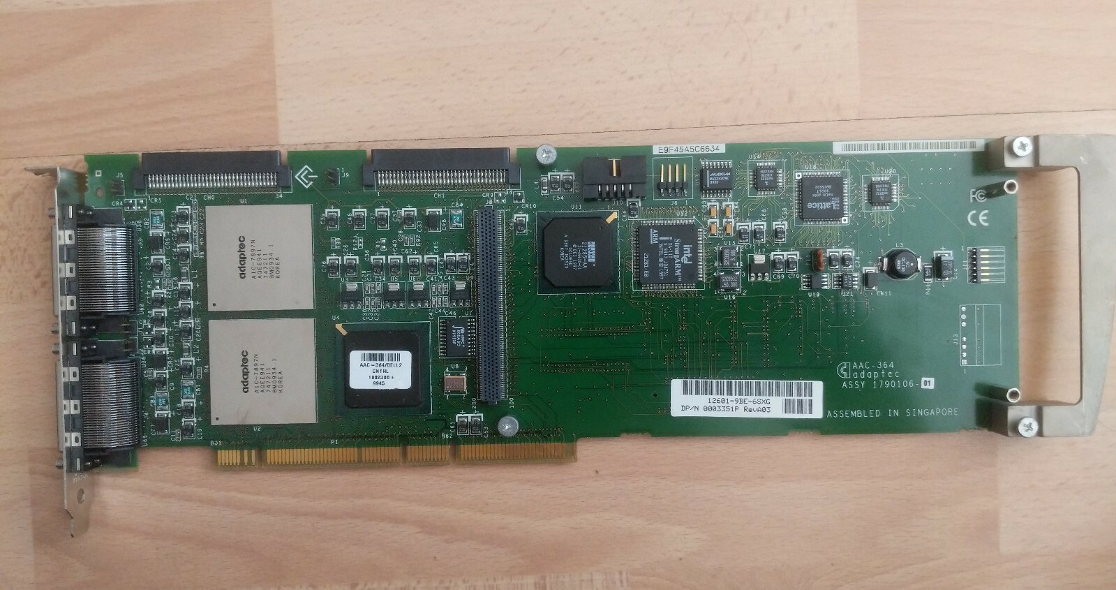 ADAPTEC AAC-364/DELL2 ACC-9000MD/DELL 4 channel SCSI RAID Controller