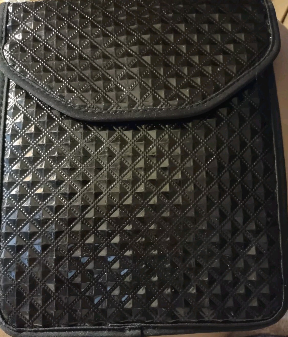 Studio C Tablet Sleeve IPad Case up to 10" x 8.5" Black Diamond Classic