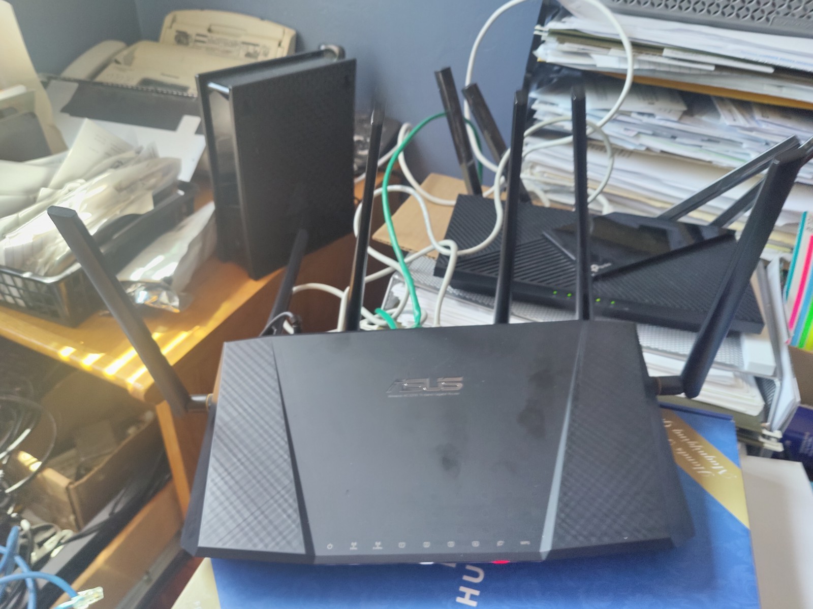 ASUS RT-AC3200 1300 Mbps 4 Port Tri-Band Wireless Router (RT-AC3200)
