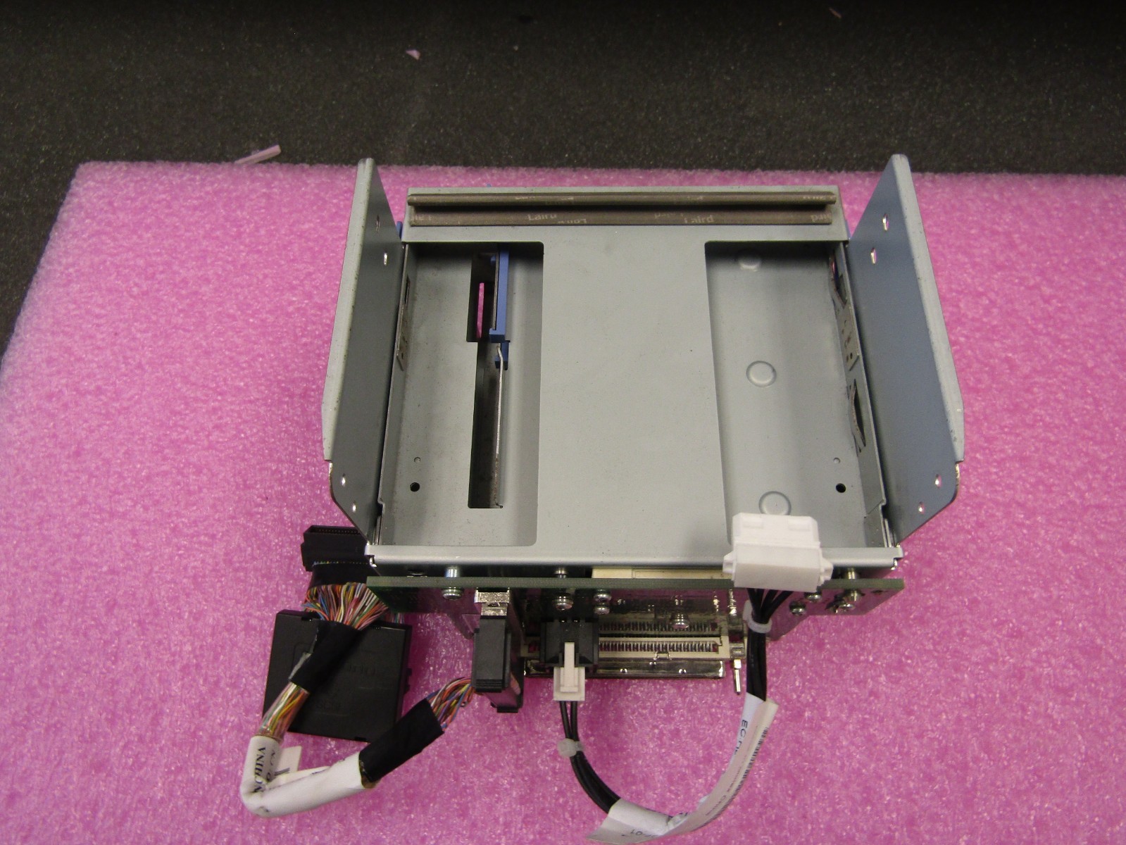 39J2523	IBM Media Backplane 9131-52A 7877