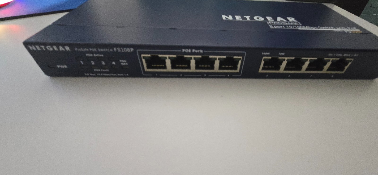 NetGear  ProSafe (FS108P) 8-Ports External Switch