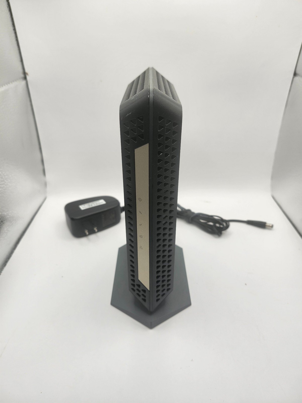 NETGEAR CM1000-100NAR DOCSIS 3.1 Ultra-High Speed Cable Modem Black. (Tested)
