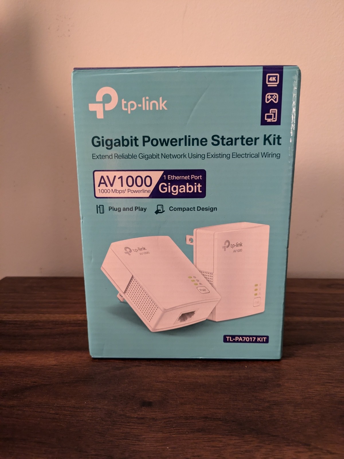 TP-Link AV1000 Gigabit Powerline Starter Kit (TL-PA7017 KIT)