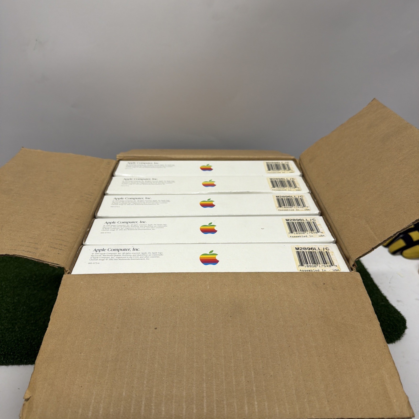 Apple Tv/video Capture System M2896LL/C 5 Pk Sealed Carton
