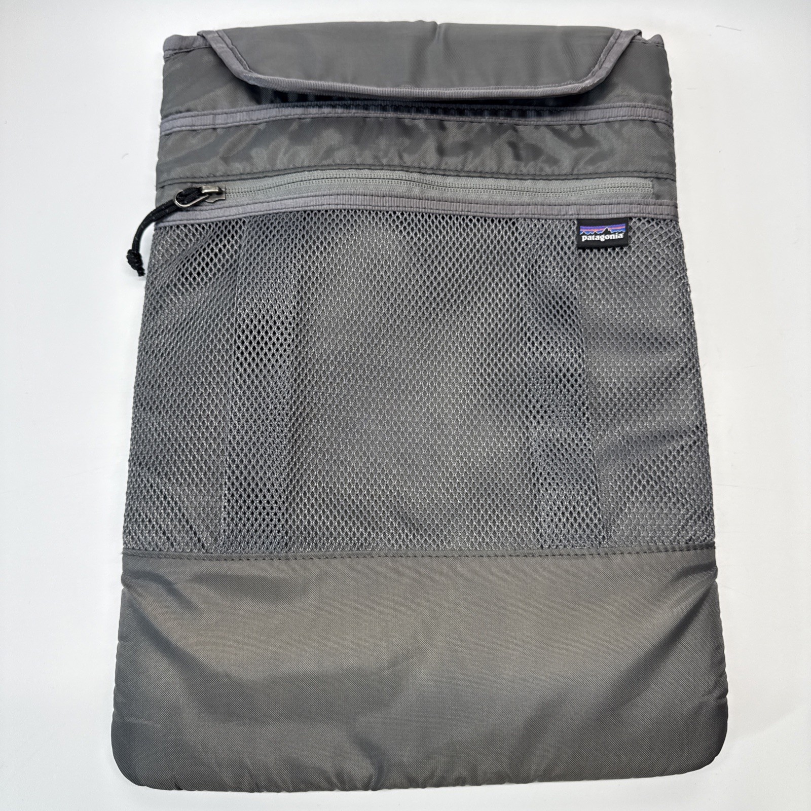 Patagonia 15" Laptop Tablet Sleeve Case Zip Mesh Pocket Foam Padding