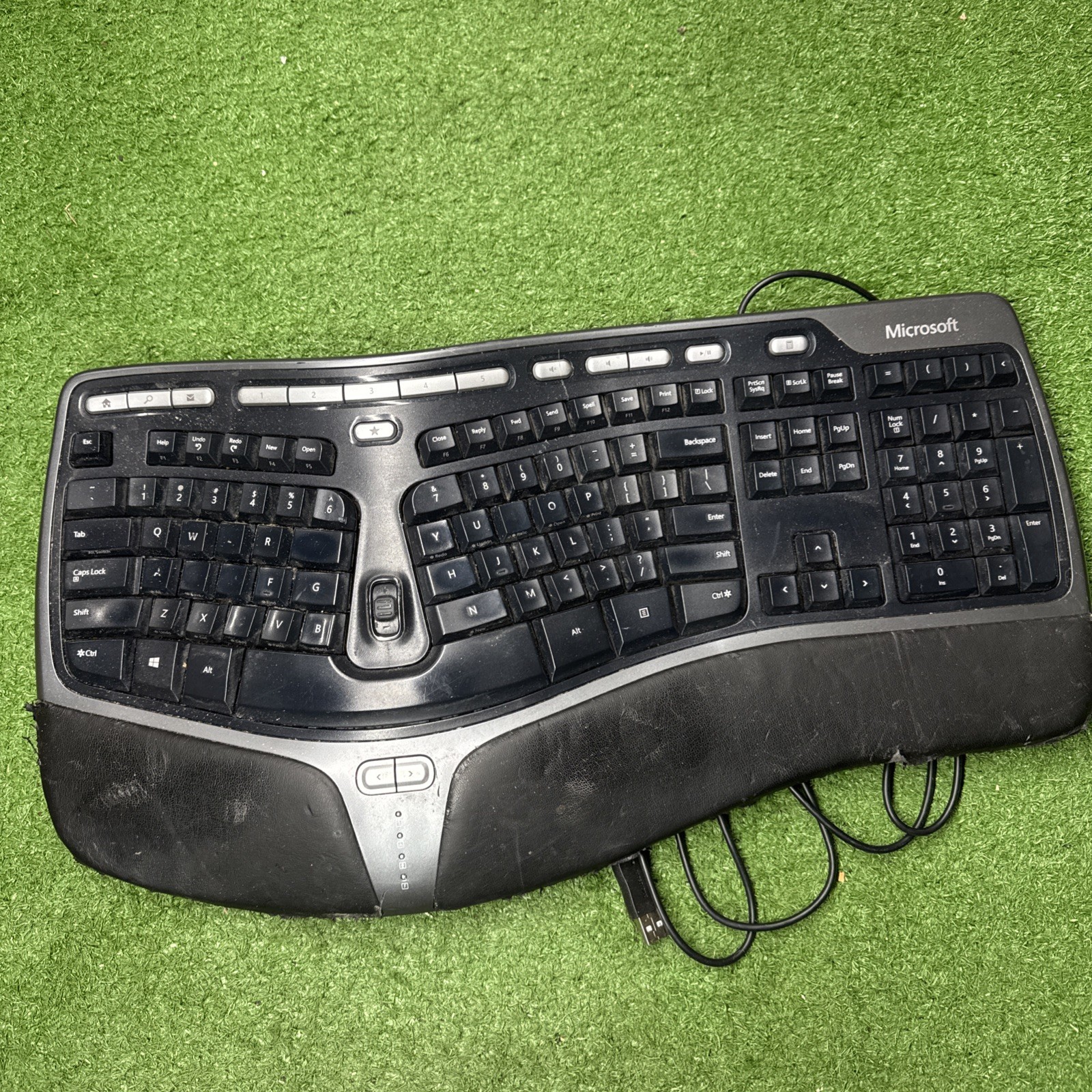Microsoft Natural Ergonomic Keyboard 4000 V1.0bWired USB TESTED WORKS