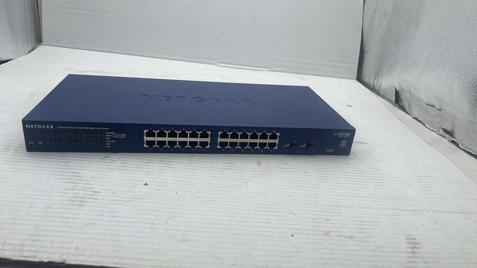 NETGEAR GS724T v4 ProSafe 24-Port Gigabit Smart Managed Switch GS724Tv4 Hub