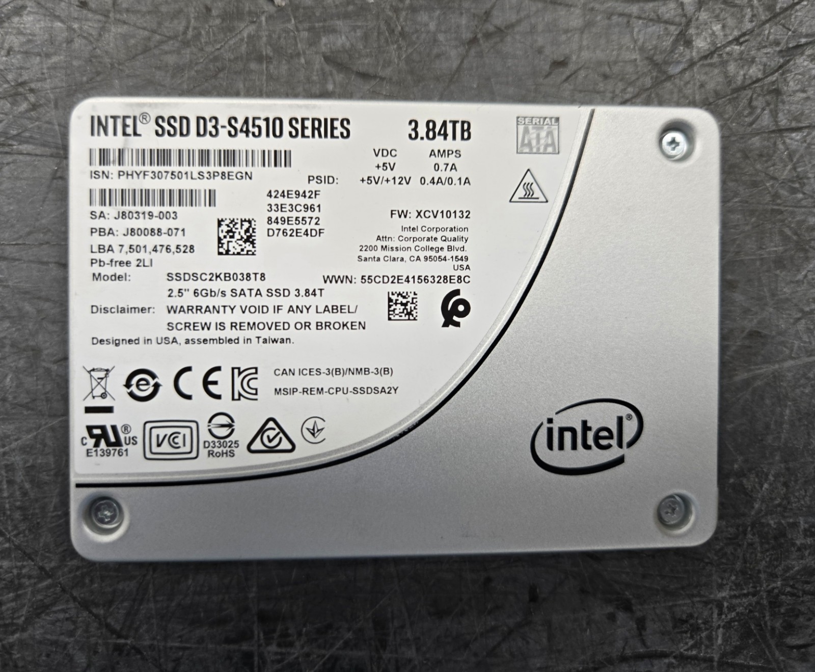 Intel SSDSC2KB038T8 3.84TB SSD SATA 2.5 6G S4510