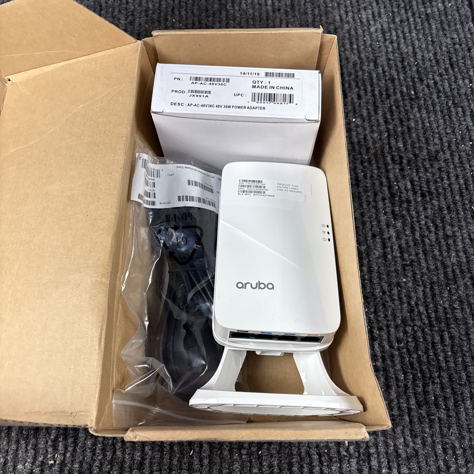 New Open Box Aruba AP-303HR-US APINH303 Wireless Access Point JZ088A