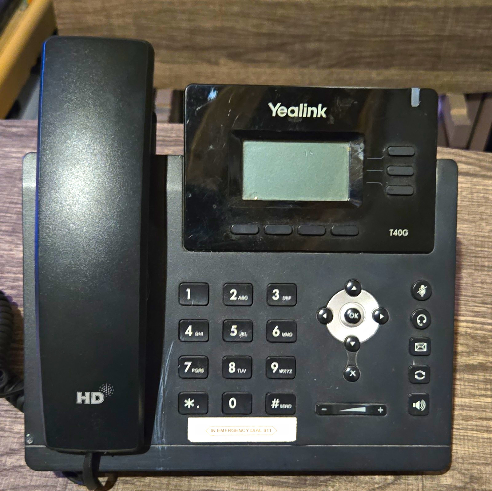Yealink SIP-T40G 3-Line Gigabit PoE HD Voice IP Phone, Black