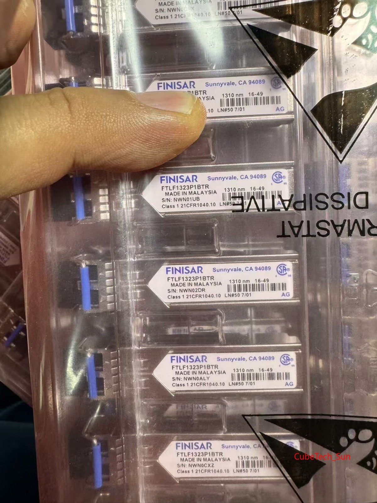 Original 1x  Finisar FTLF1323P1BTR 155M 1310nm 15KM OC-3 IR -1/STM S -1.1 SFP