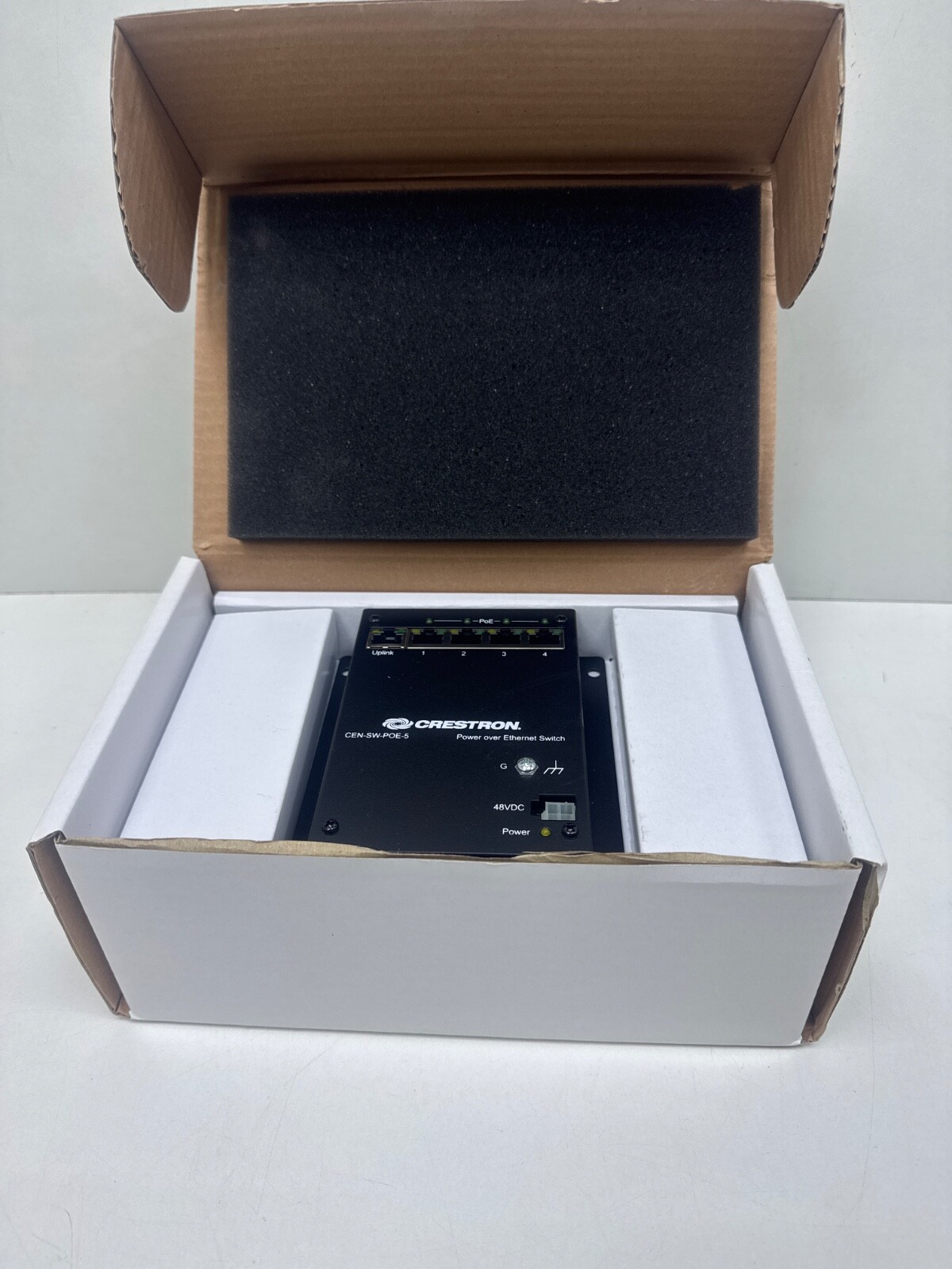 Crestron CEN-SW-POE-5 Power over Ethernet Switch 6506450