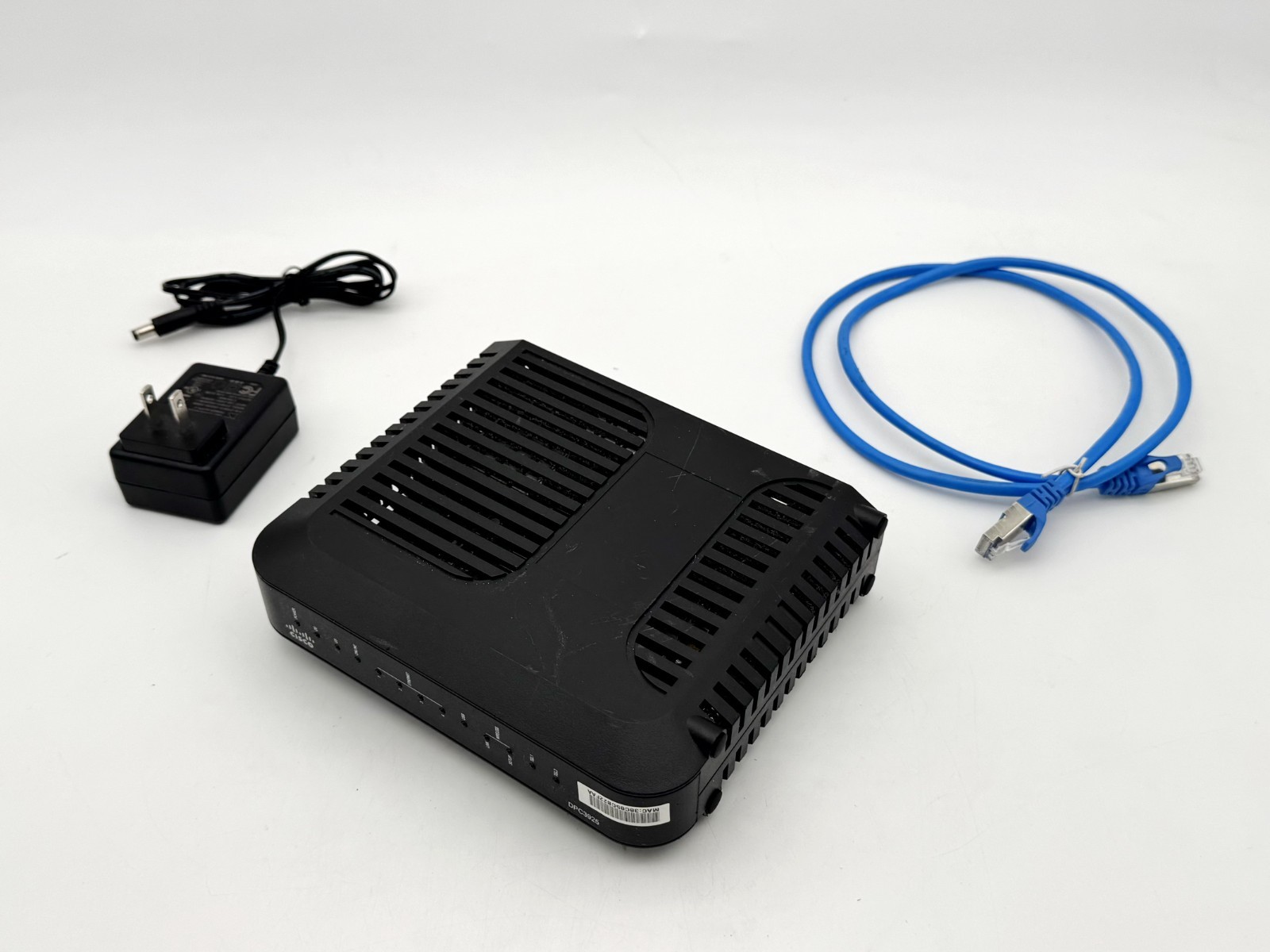 CISCO LINKSYS DPC3925 DOCSIS 3.0 CABLE MODEM ROUTER 4-PORT ETHERNET WIFI
