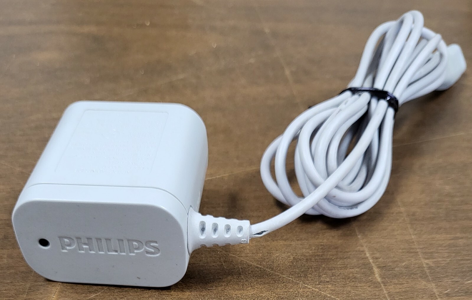 GENUINE PHILIPS A00390 AC/DC ADAPTER - WHITE - EXCELLENT USED