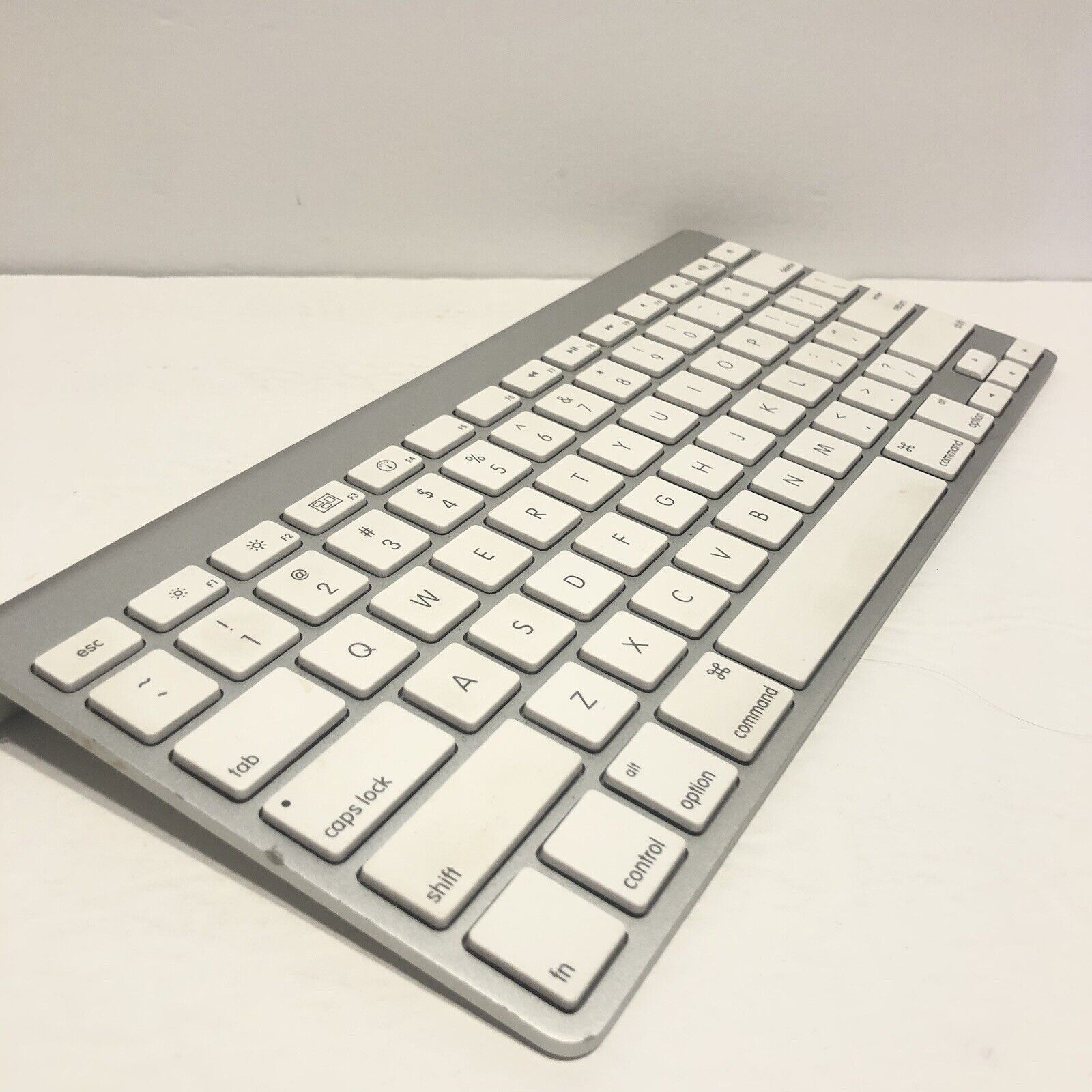 Original Aluminum Apple Magic Keyboard Slim Wireless Bluetooth A1314 Tested