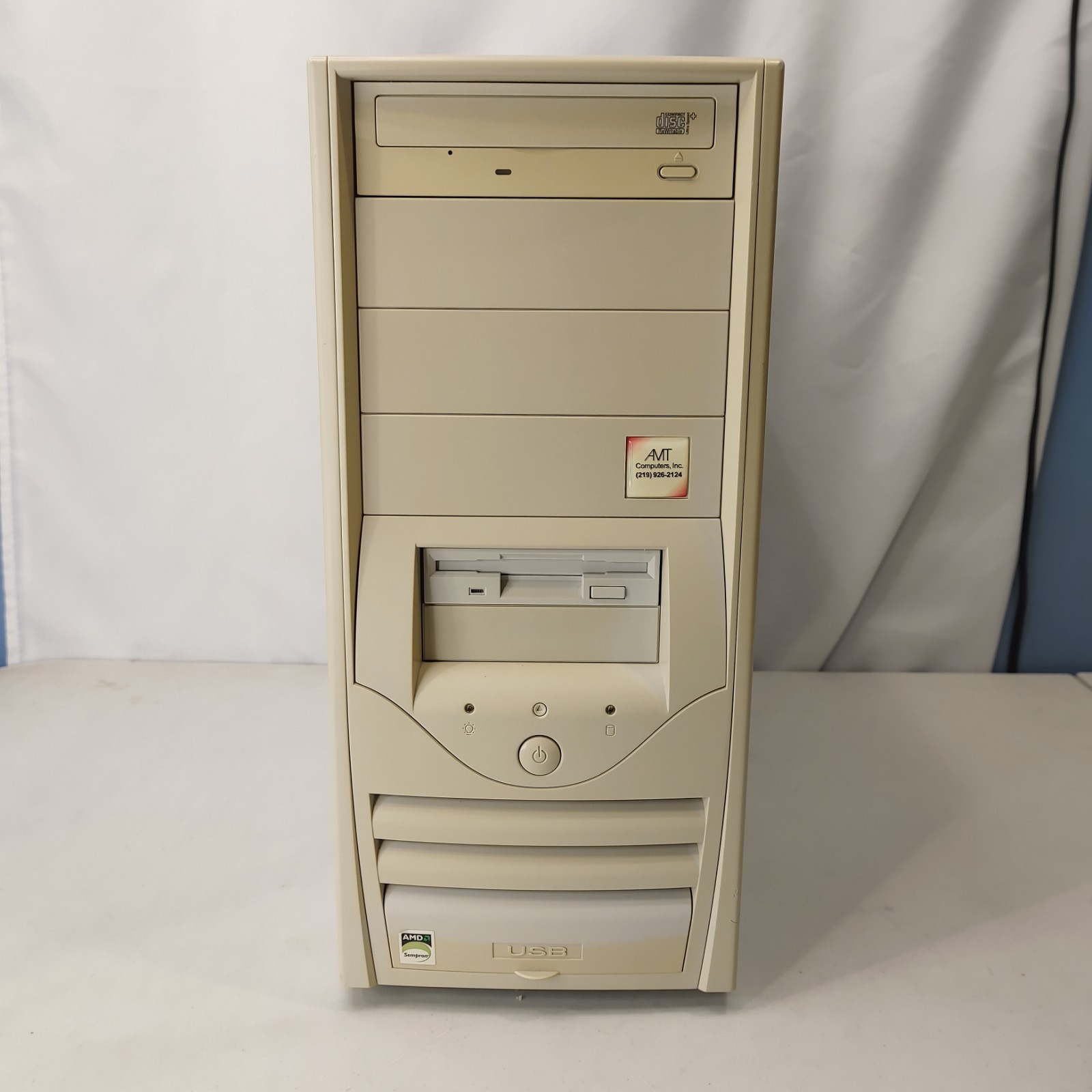 LOCAL PICKUP ONLY Vintage Custom Built PC Tower - AMD Sempron 2400+ Windows XP