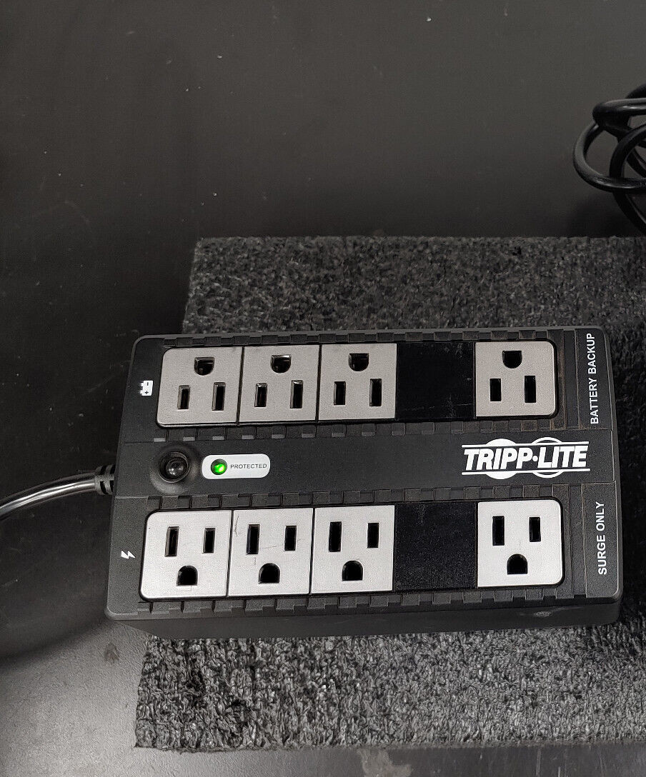 TRIPP LITE BC500 120V 500VA 8 Outlets Uninterruptible Power Supply No Battery