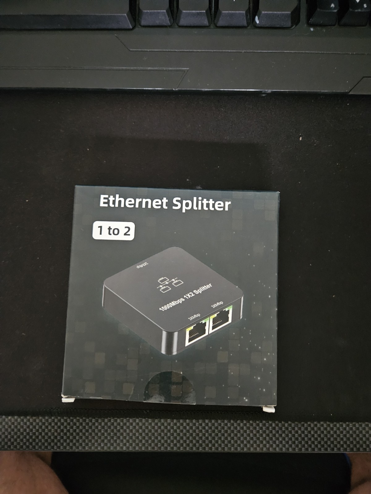Versatile Ethernet Splitter 1 to 2 - High-Speed 1000Mbps Adapter for All Cables