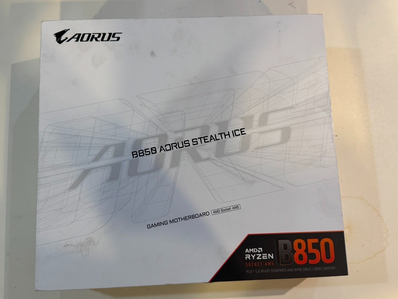 GIGABYTE B850 AORUS Stealth ICE Reverse-Connect ATX Motherboard, DDR5