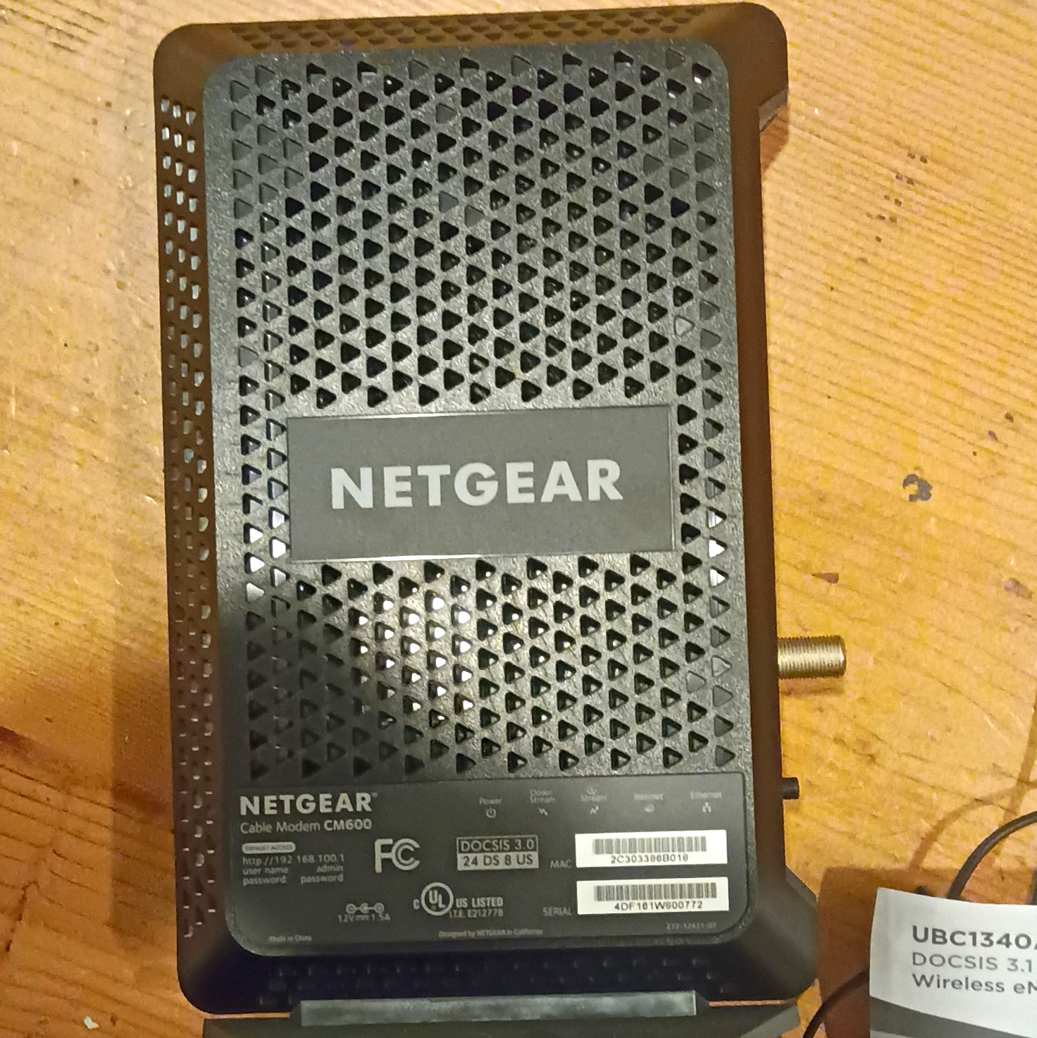 NETGEAR CM600 DOCSIS 3.0 Cable Modem 24x8 1-Port Ethernet Black w/ Adapter