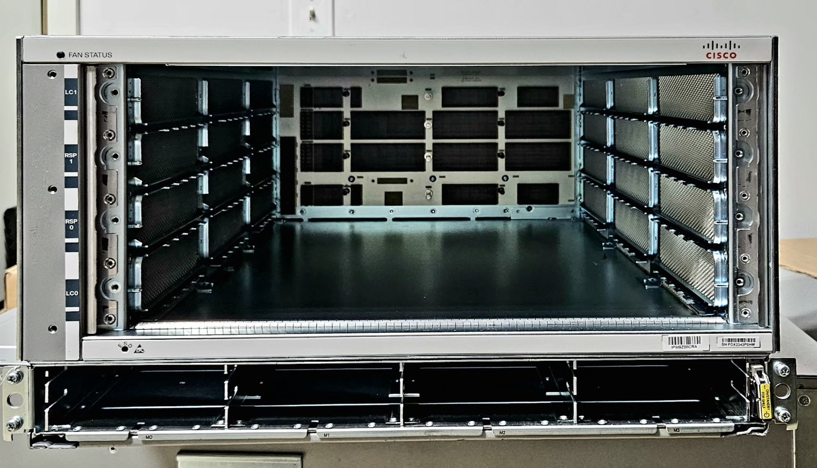 Cisco ASR-9904 Chassis  with Fan