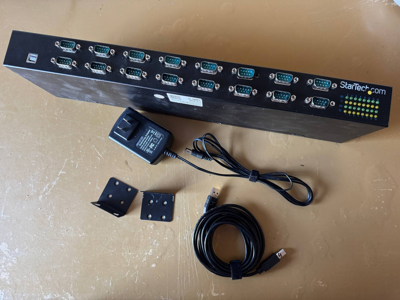 StarTech ICUSB23216F 16-Port COM RS232 DB9 FTDI Serial to USB Rack Mount  COM