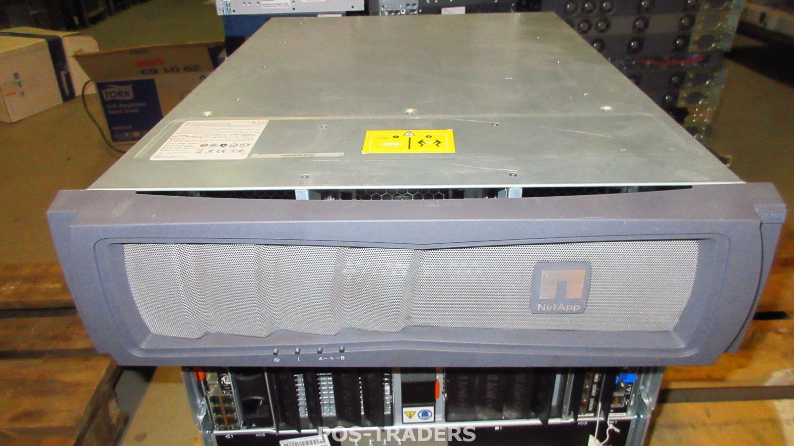 NETAPP FAS3240 storage shelf NAF-0901 empty chassis EXCL MODULES, POWER SUPPLIES