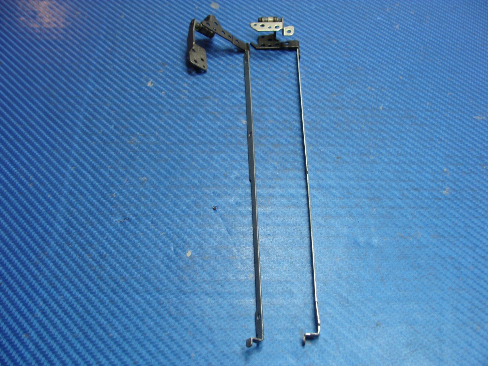 HP 15.6" 2000-2d09wm OEM Hinge Set Left & Right 6055B0023402 6055B0023401 GLP*