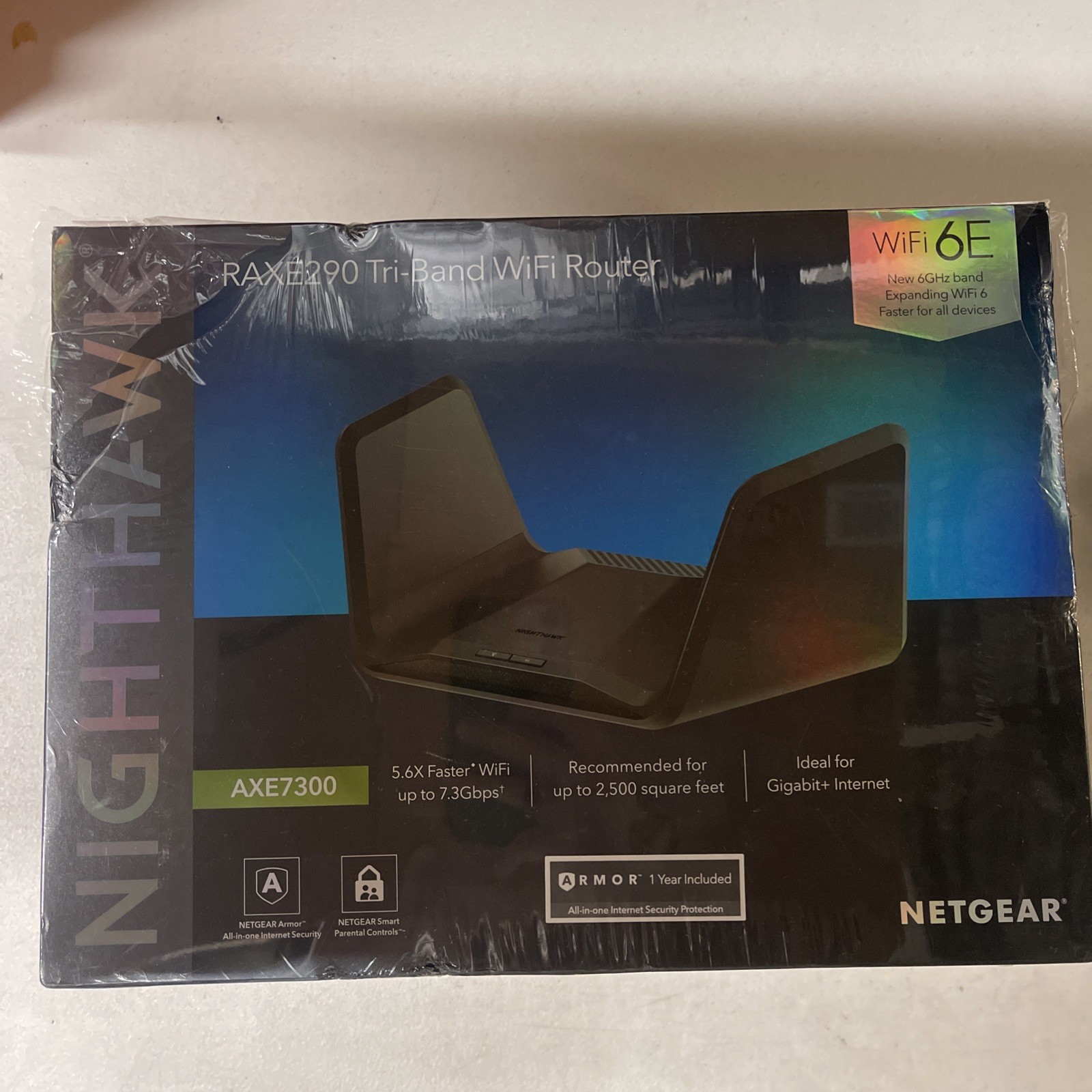 NETGEAR - Nighthawk AXE7300 Tri-Band Wi-Fi Router - Black RAXE290 (VG)