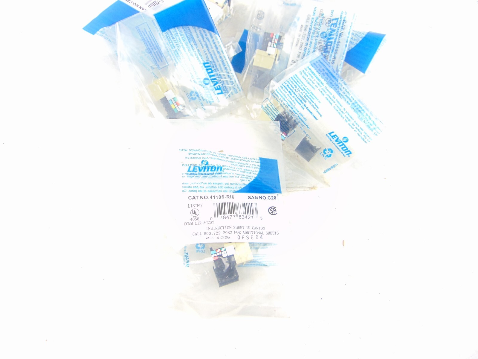 Leviton 41106-R16 Quick Port Connector Lot Of 8