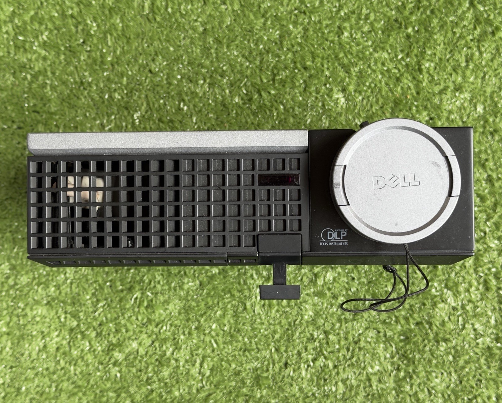 Dell M209X DLP Desktop Projector HDMI VGA USB Remote Cables Carry Case