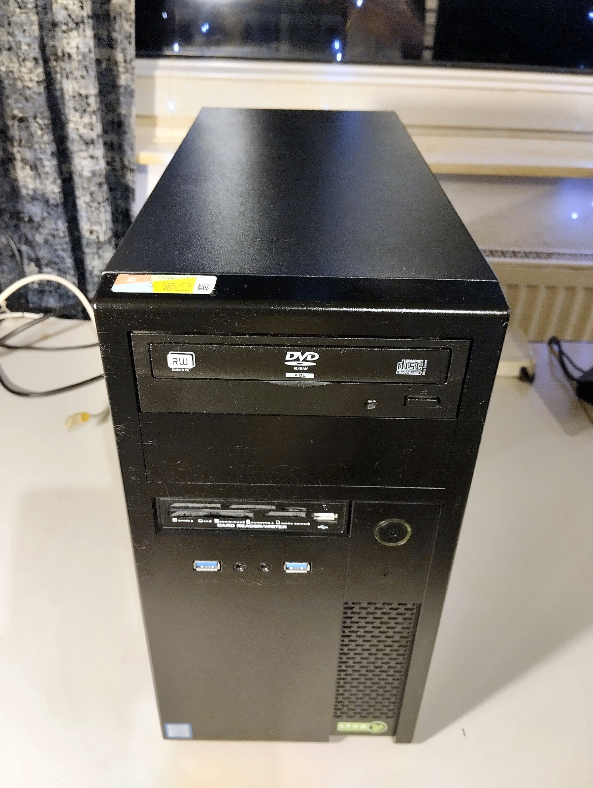 Multimedia PC - Intel I3 4x3.60GHz - 8GB RAM - 256GB SSD - 1GB Graka