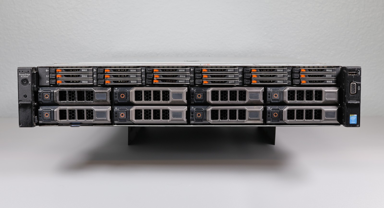 Dell R730xd 28-Bay 18x1.8 SSD 8x3.5 LFF 2x2.5 Dual E5-2680v3 64GB H730 10GbE
