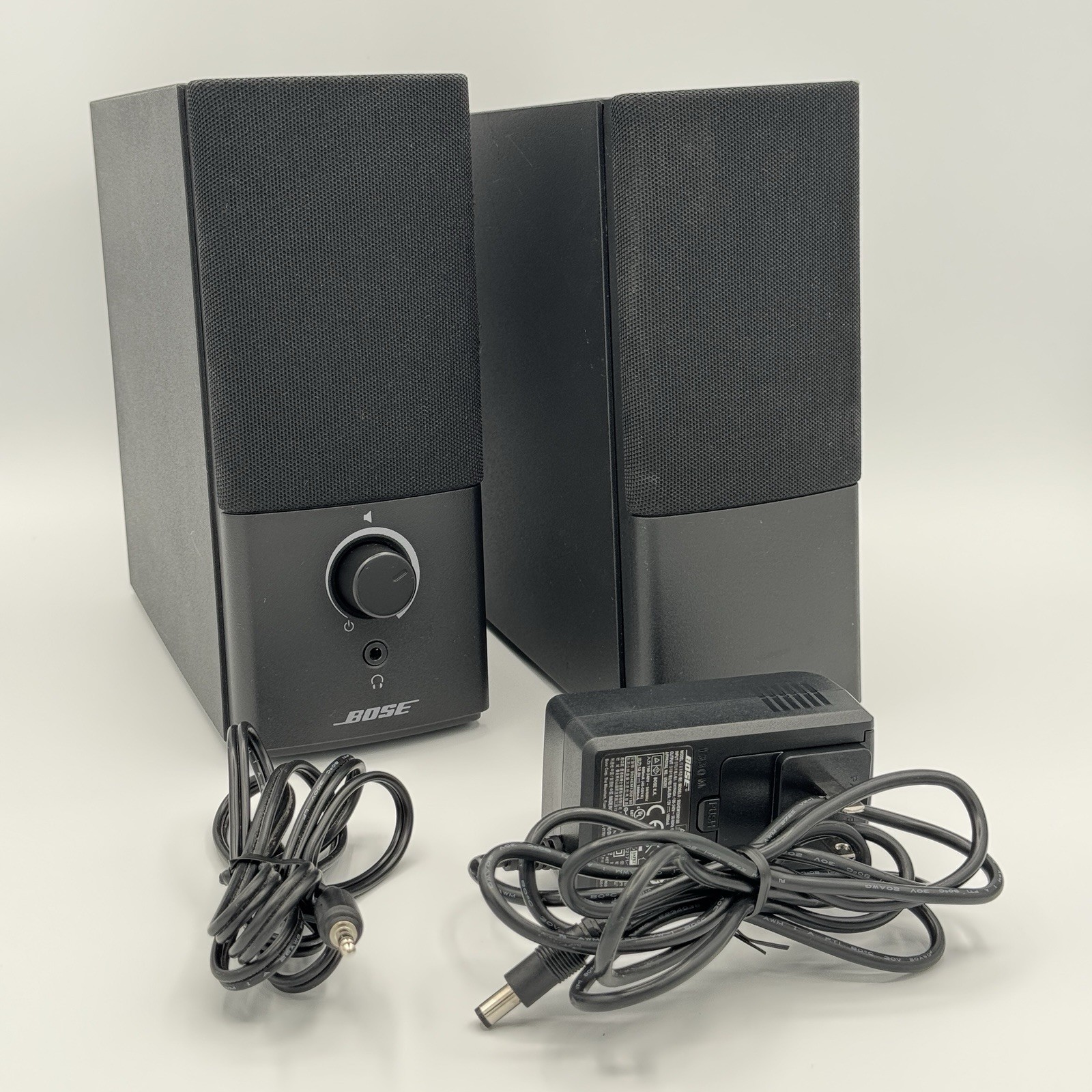 Bose Companion 2 Series III Computer PC Multi Media Speakers with Aux Input Work