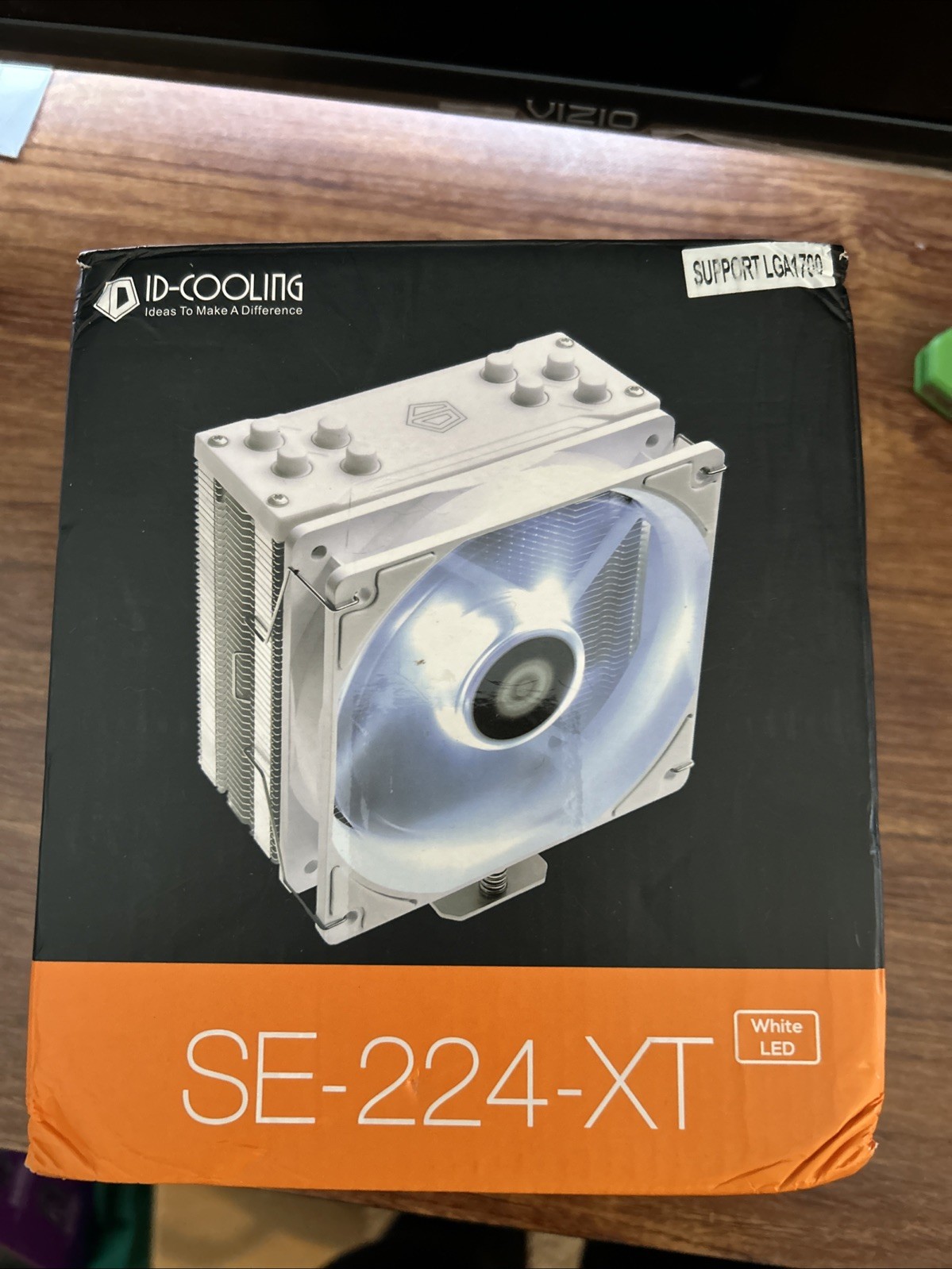 ID-COOLING SE-224-XT CPU Cooler White LED Version