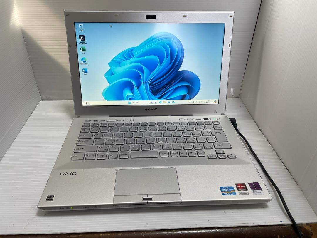 SONY VAIO VPCSB18FJ Core i3 Windows 11 Pro Office Installed