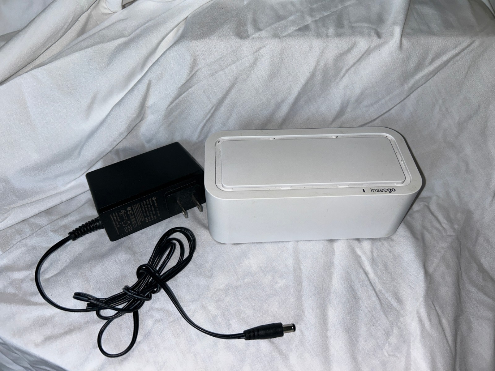 Inseego Wavemaker FX2000 US Cellular 5G Indoor Wi-Fi GSM Router -WORKS NEEDS SIM